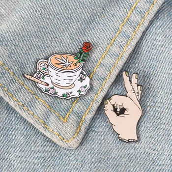 Osebnost letnik skodelico kave rose cvet broška Osebnost OK gesto kave oblačila pin Vrečko dekoracijo značko